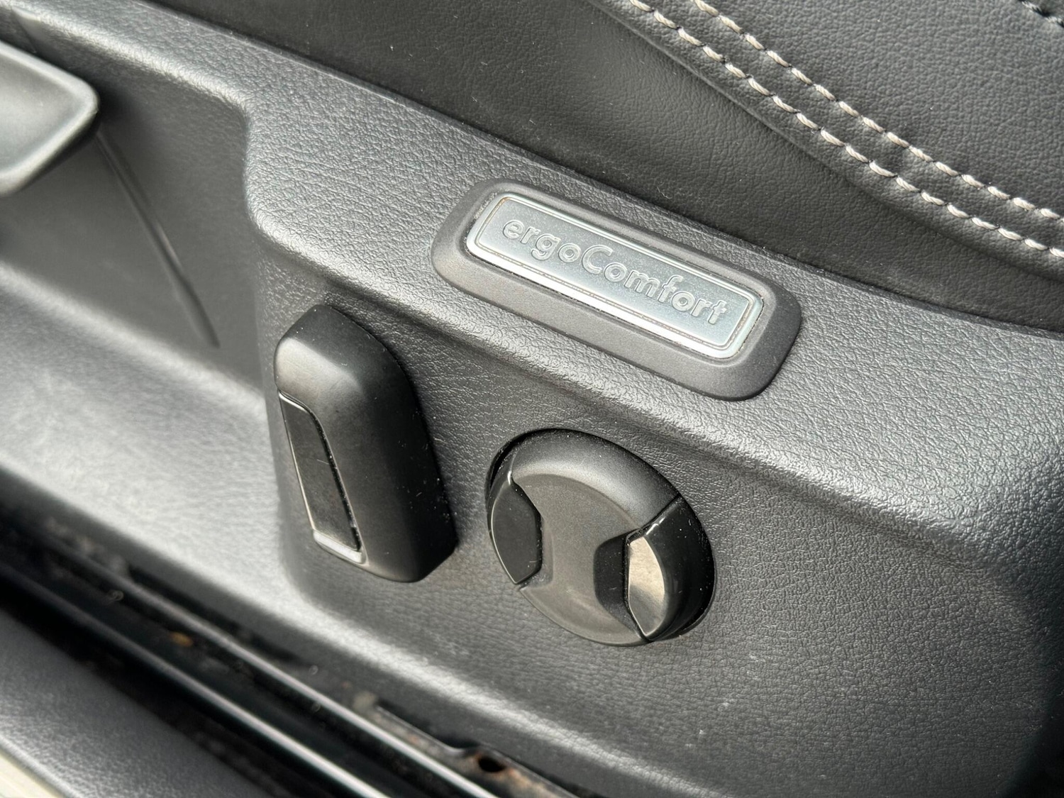 Used Volkswagen Passat 2020 for sale - 76572973: Photo 30