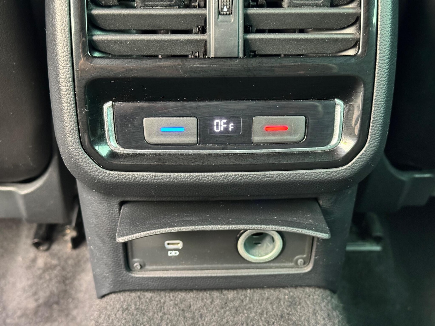 Used Volkswagen Passat 2020 for sale - 76572973: Photo 31