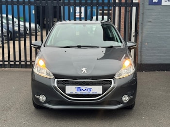 Used Peugeot 208 2014 for sale - 78245200: Photo