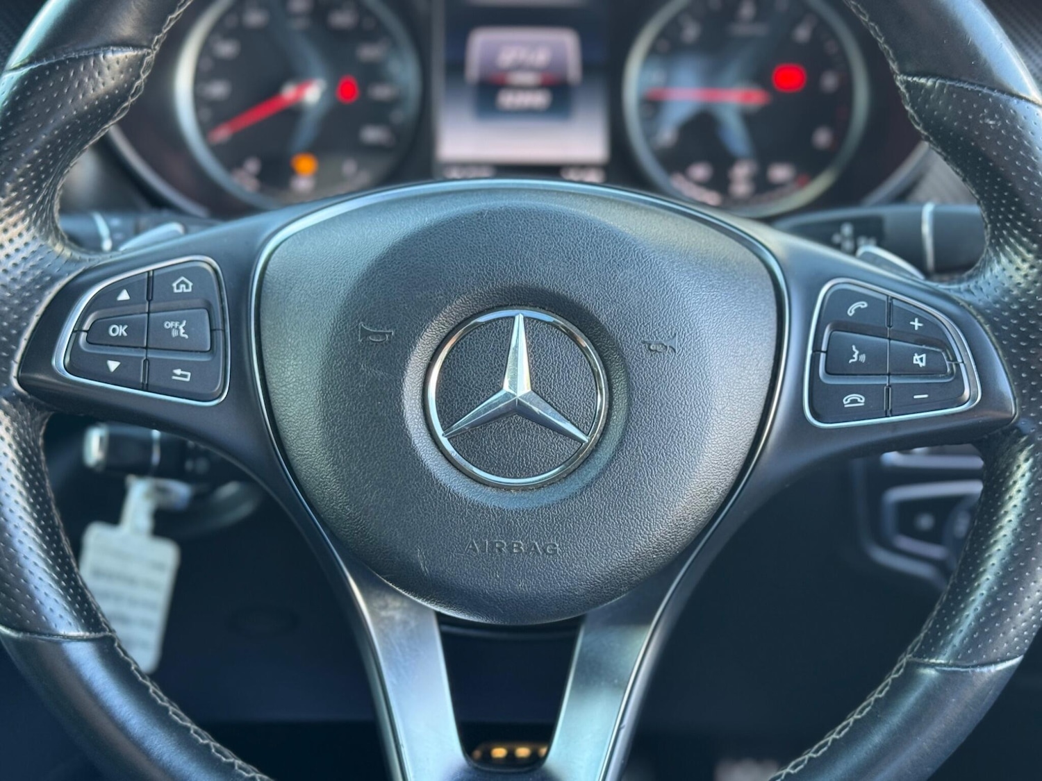 Used Mercedes-Benz V-Class 2020 for sale - 76607333: Photo 23