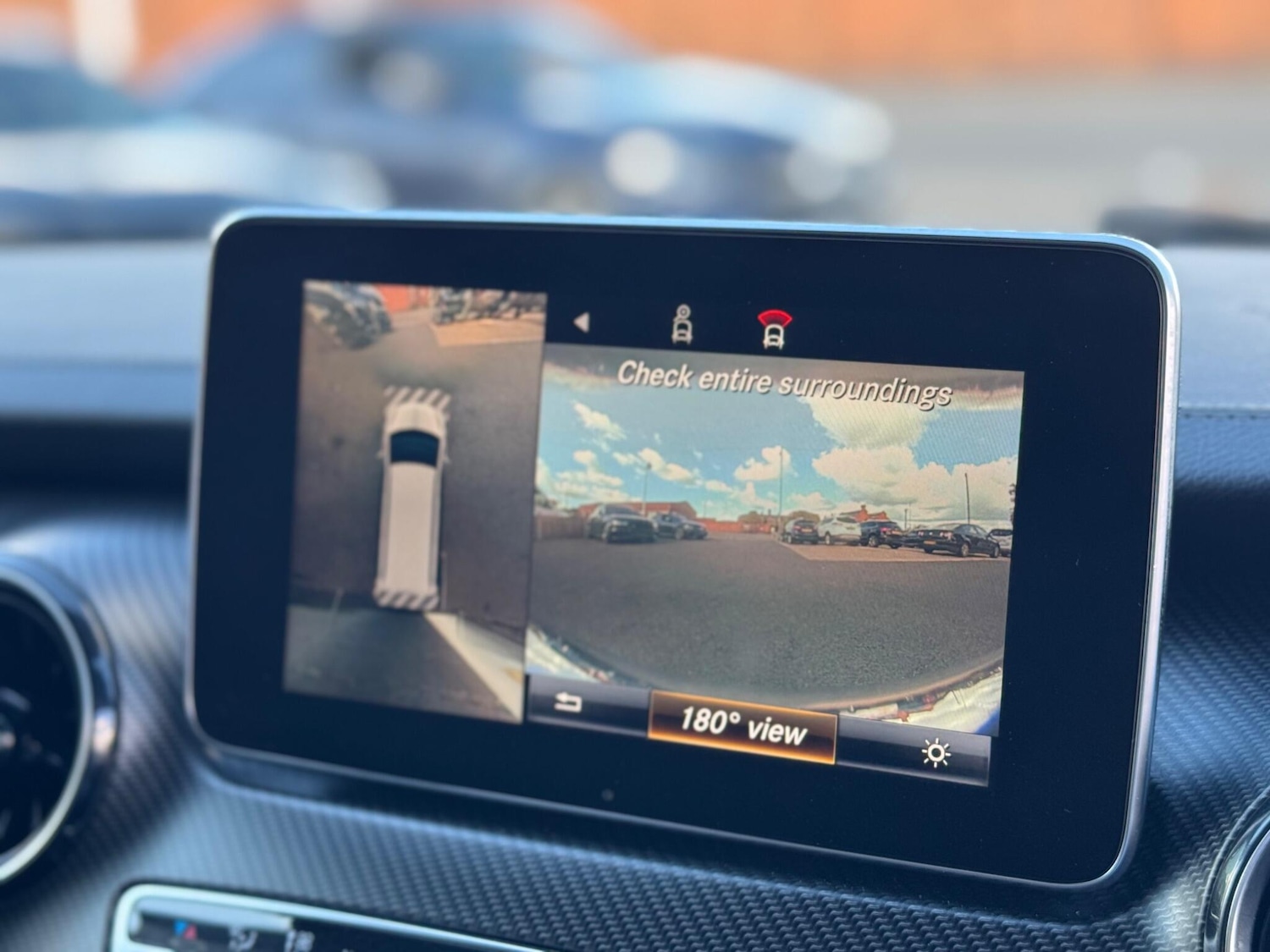 Used Mercedes-Benz V-Class 2020 for sale - 76607333: Photo 30