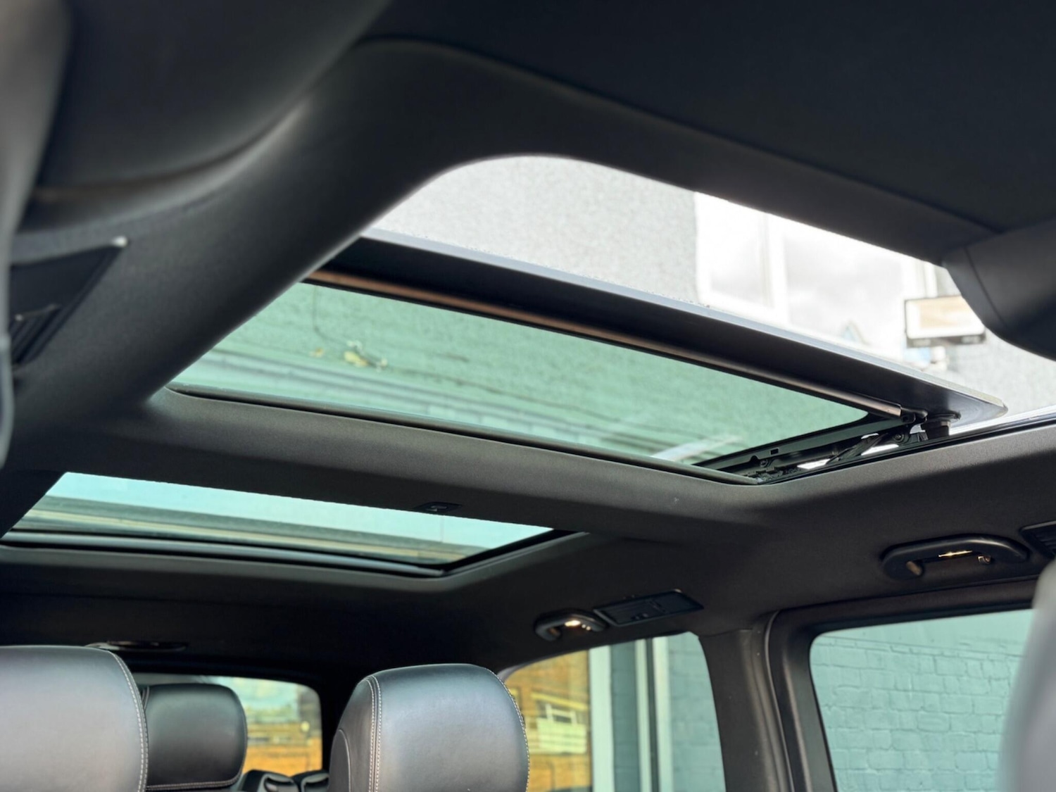 Used Mercedes-Benz V-Class 2020 for sale - 76607333: Photo 43