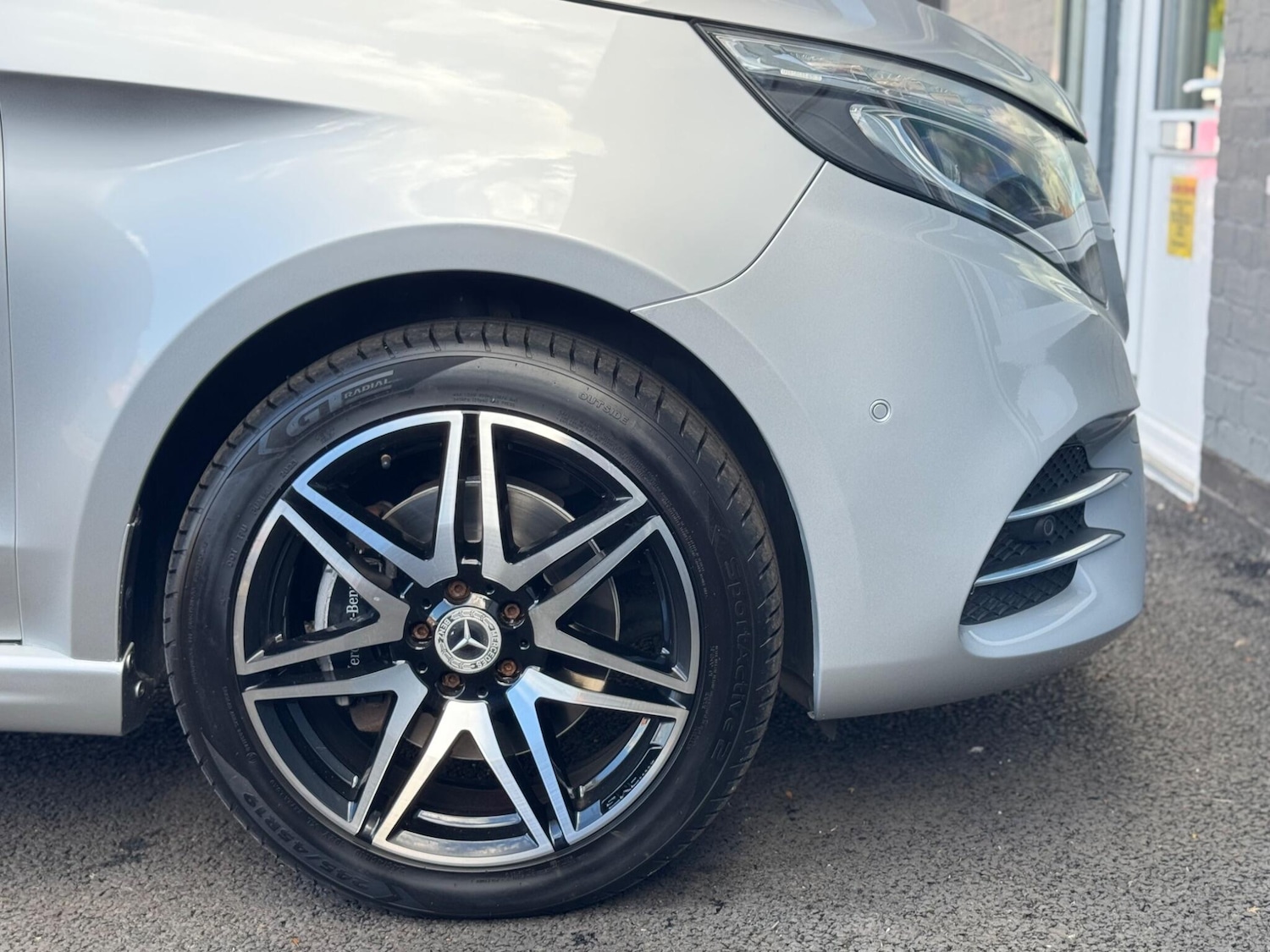 Used Mercedes-Benz V-Class 2020 for sale - 76607333: Photo 46