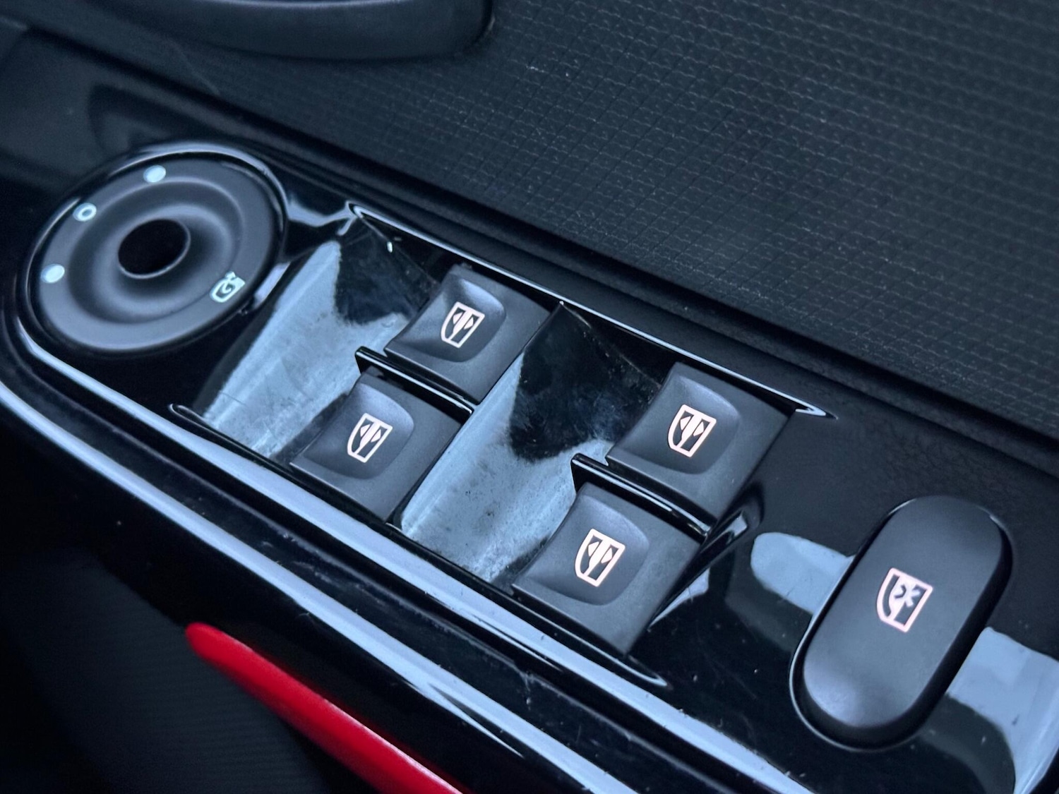 Used Renault Clio for sale - 76551060: Photo 22