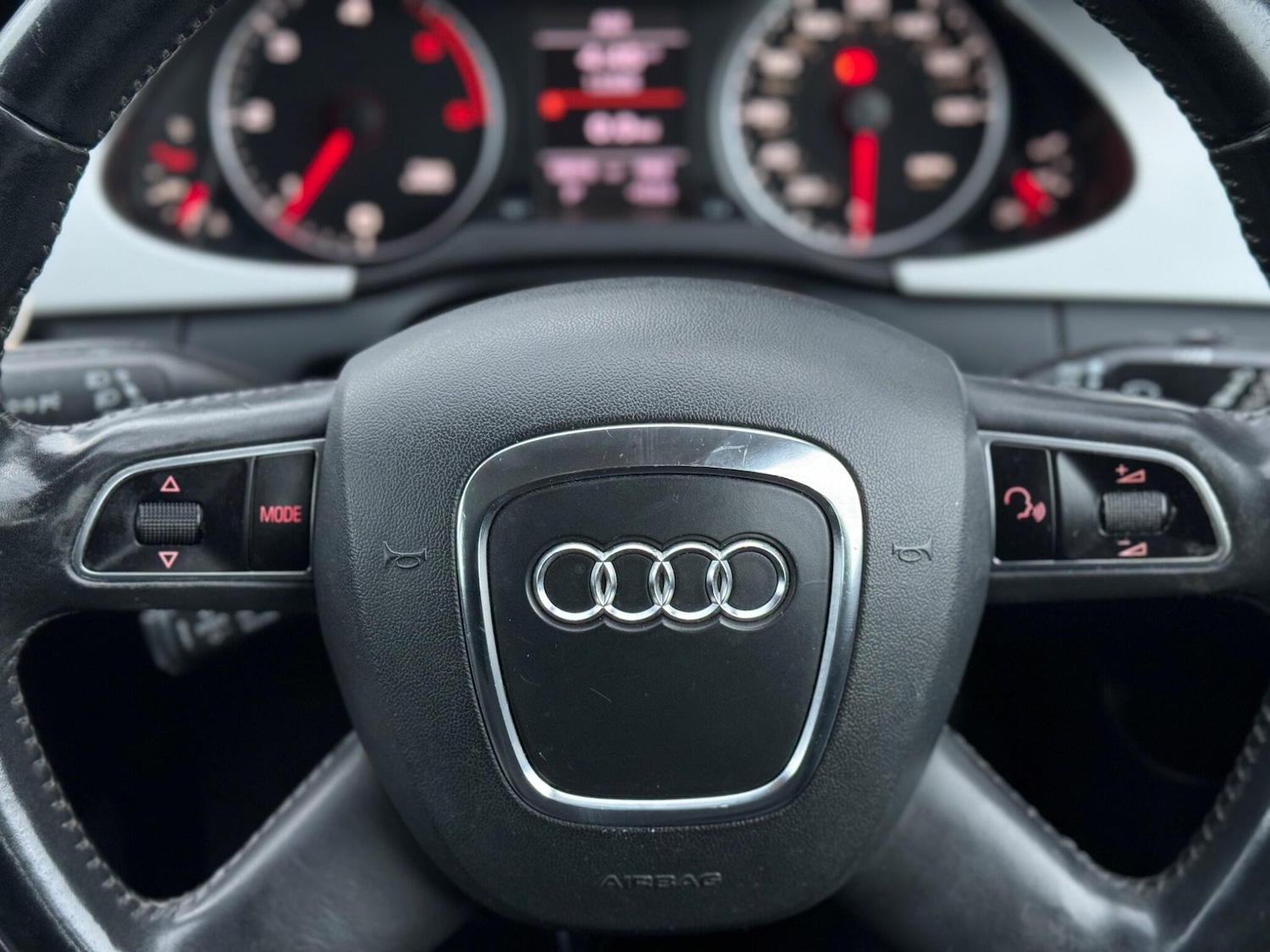 Used Audi A4 Avant 2011 for sale - 77722996: Photo 12