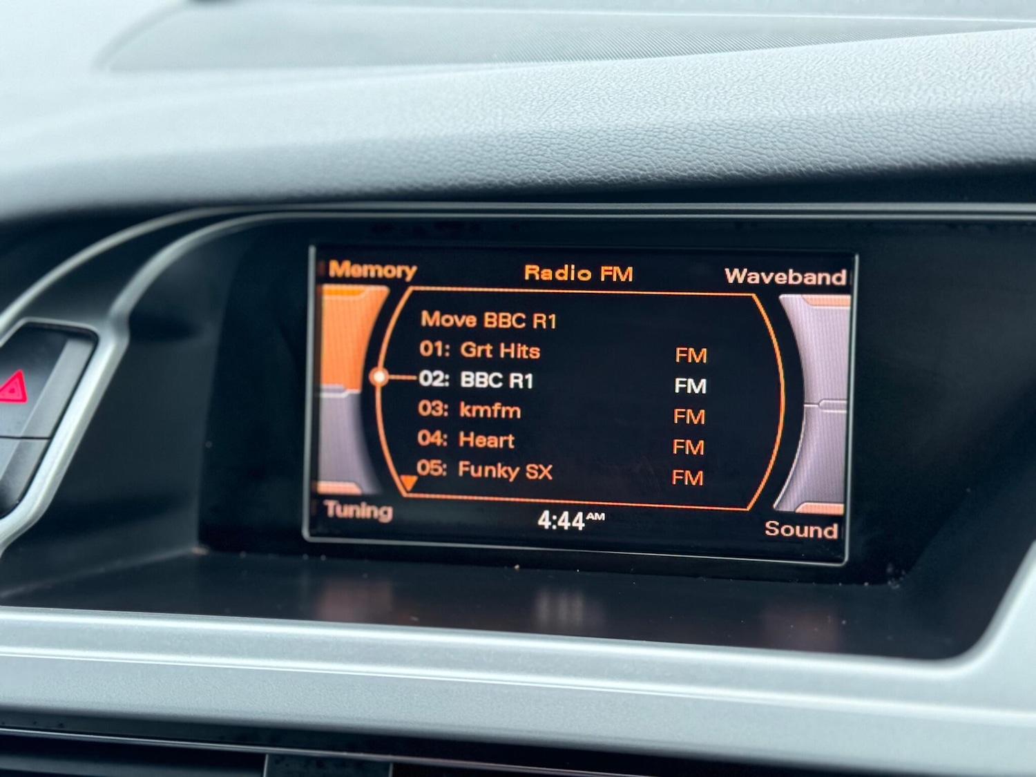 Used Audi A4 Avant 2011 for sale - 77722996: Photo 13