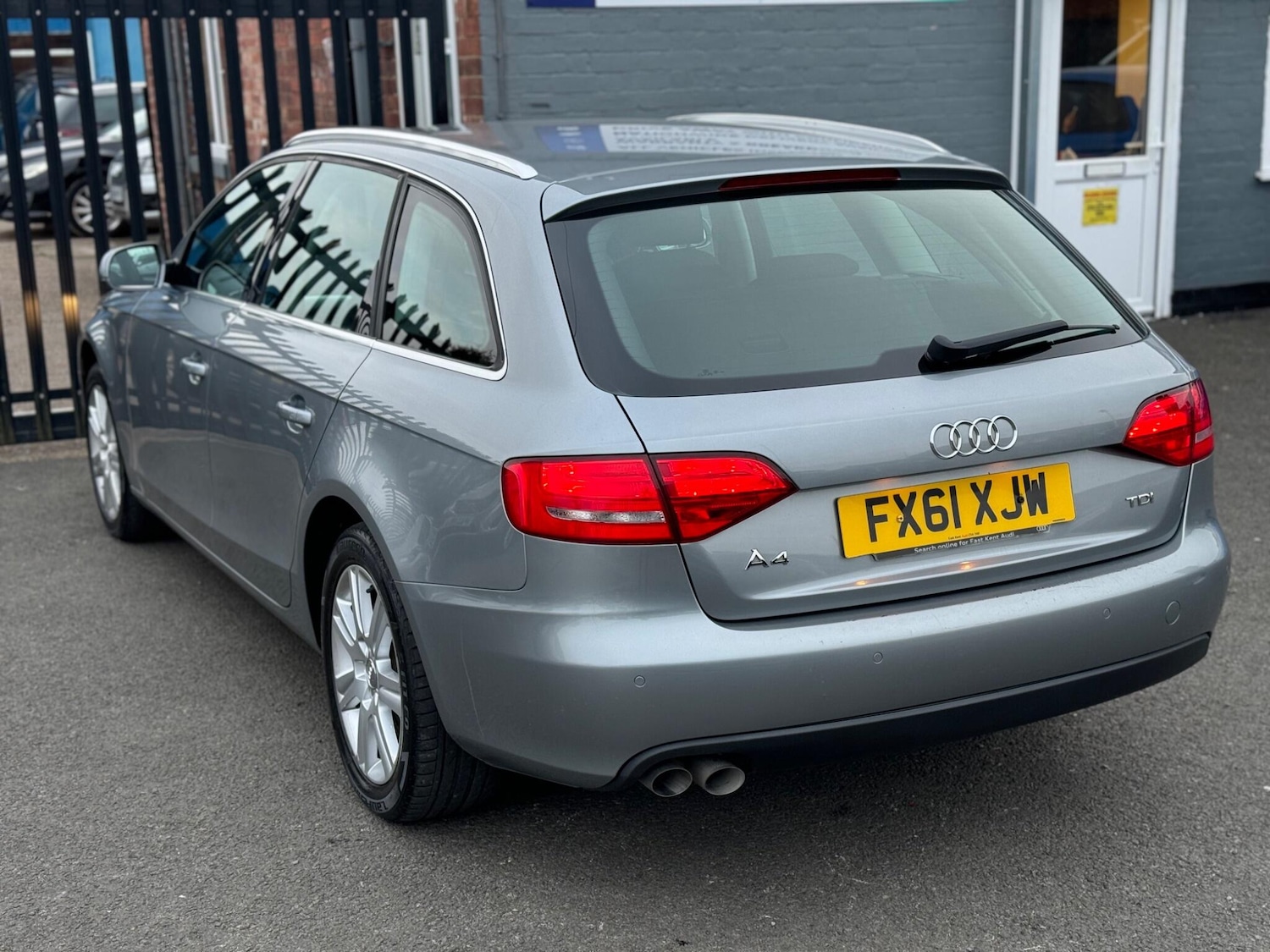 Used Audi A4 Avant 2011 for sale - 77722996: Photo 6