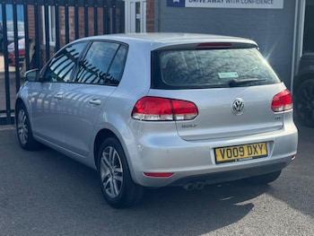 Used Volkswagen Golf 2009 for sale - 79589562: Photo