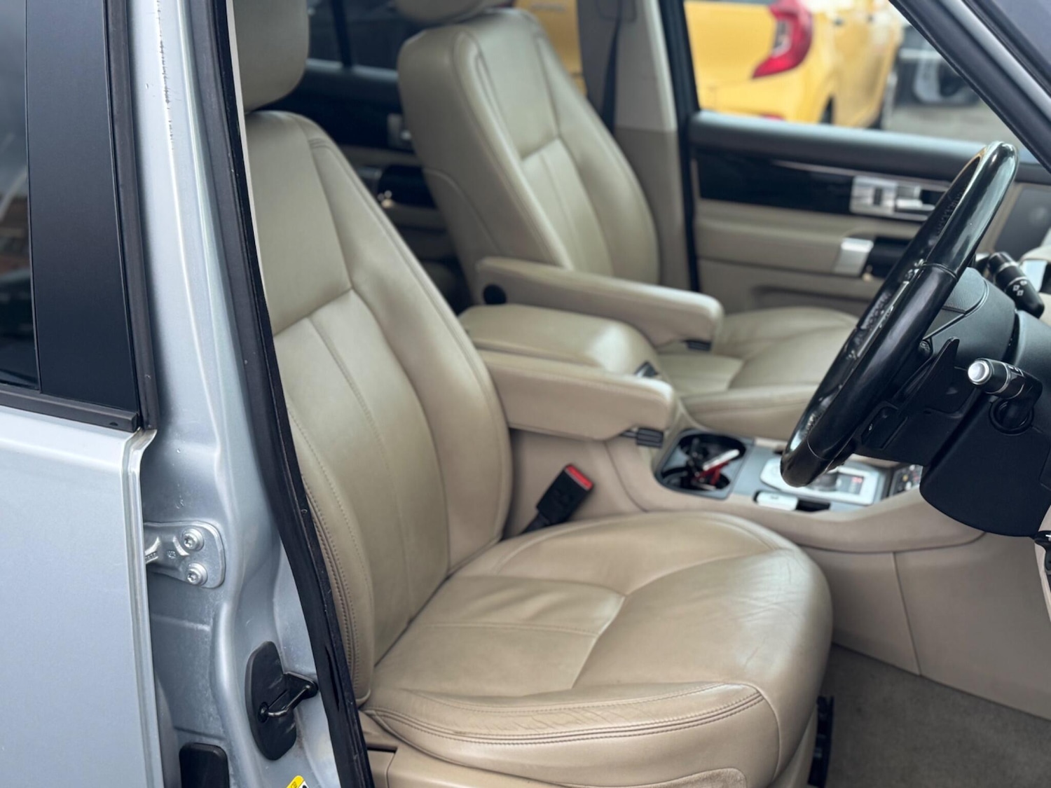 Used Land Rover Discovery 4 for sale - 77710050: Photo 10