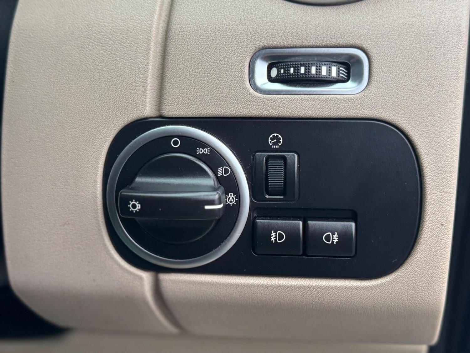 Used Land Rover Discovery 4 for sale - 77710050: Photo 14