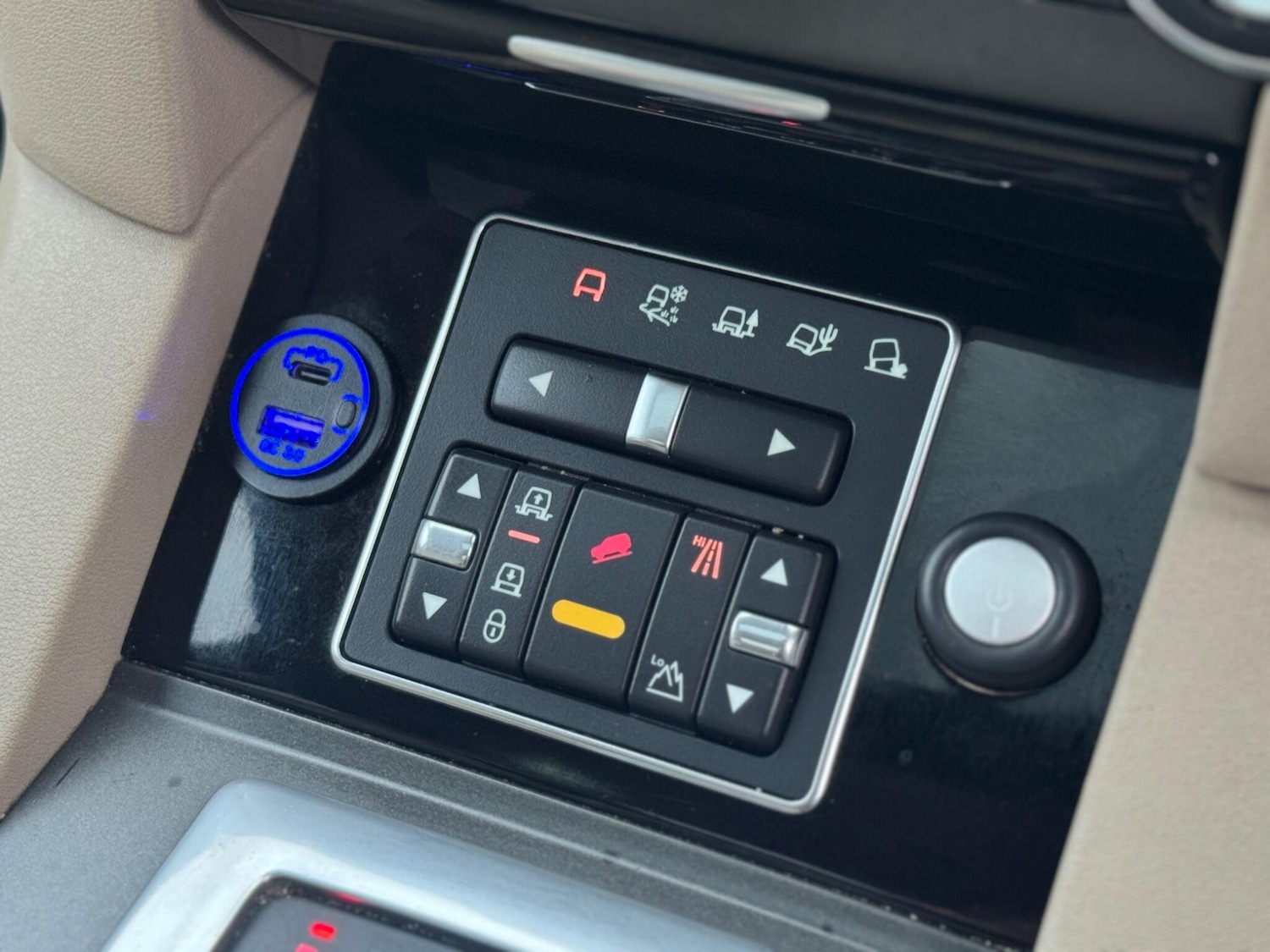 Used Land Rover Discovery 4 for sale - 77710050: Photo 22