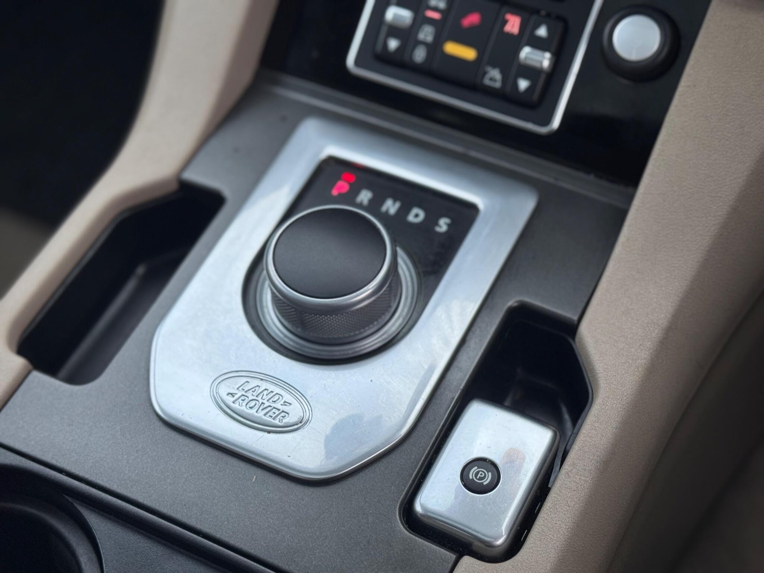 Used Land Rover Discovery 4 for sale - 77710050: Photo 23