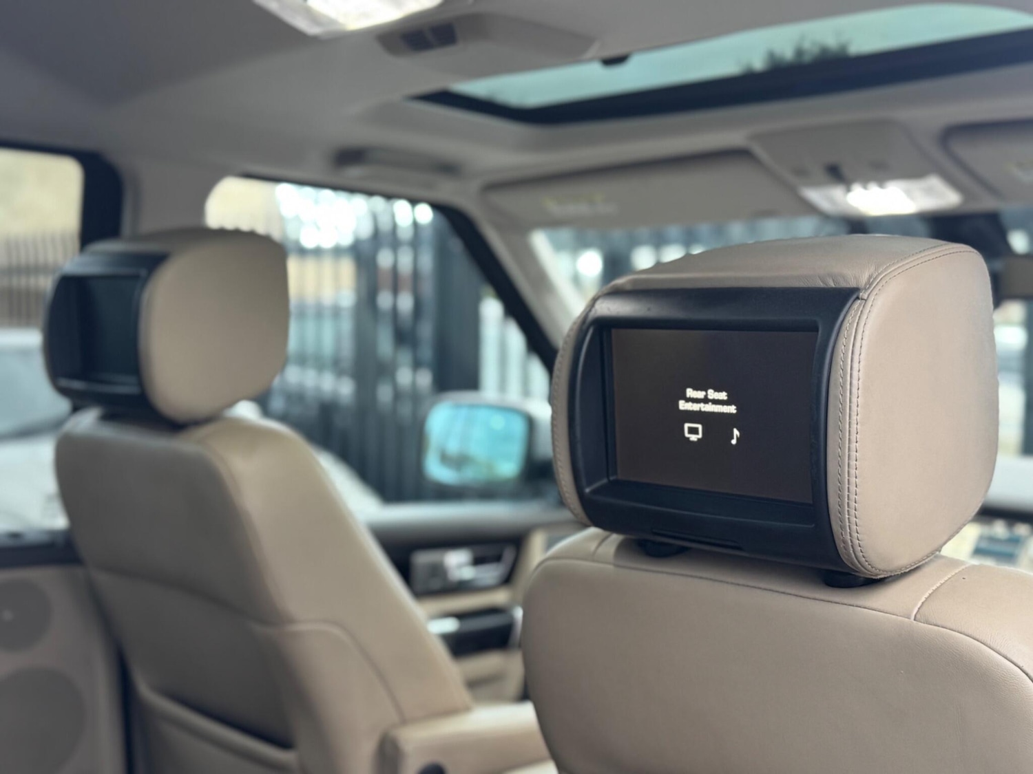 Used Land Rover Discovery 4 for sale - 77710050: Photo 26