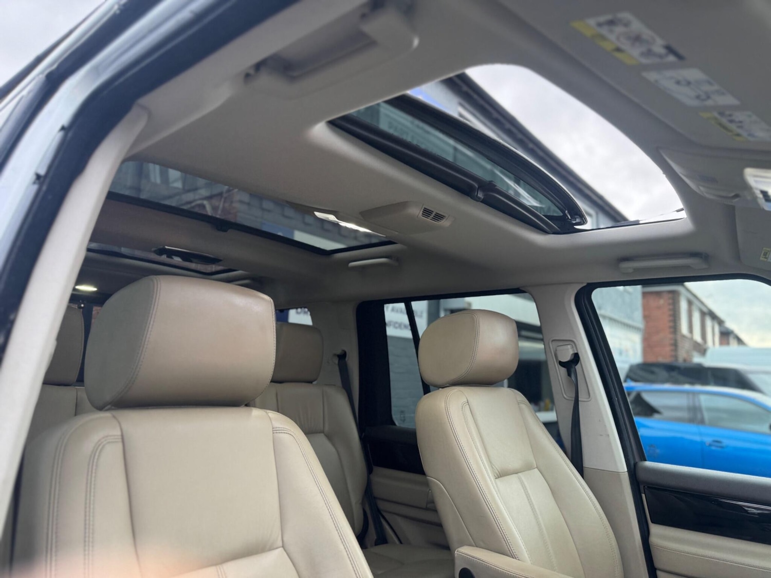 Used Land Rover Discovery 4 for sale - 77710050: Photo 31