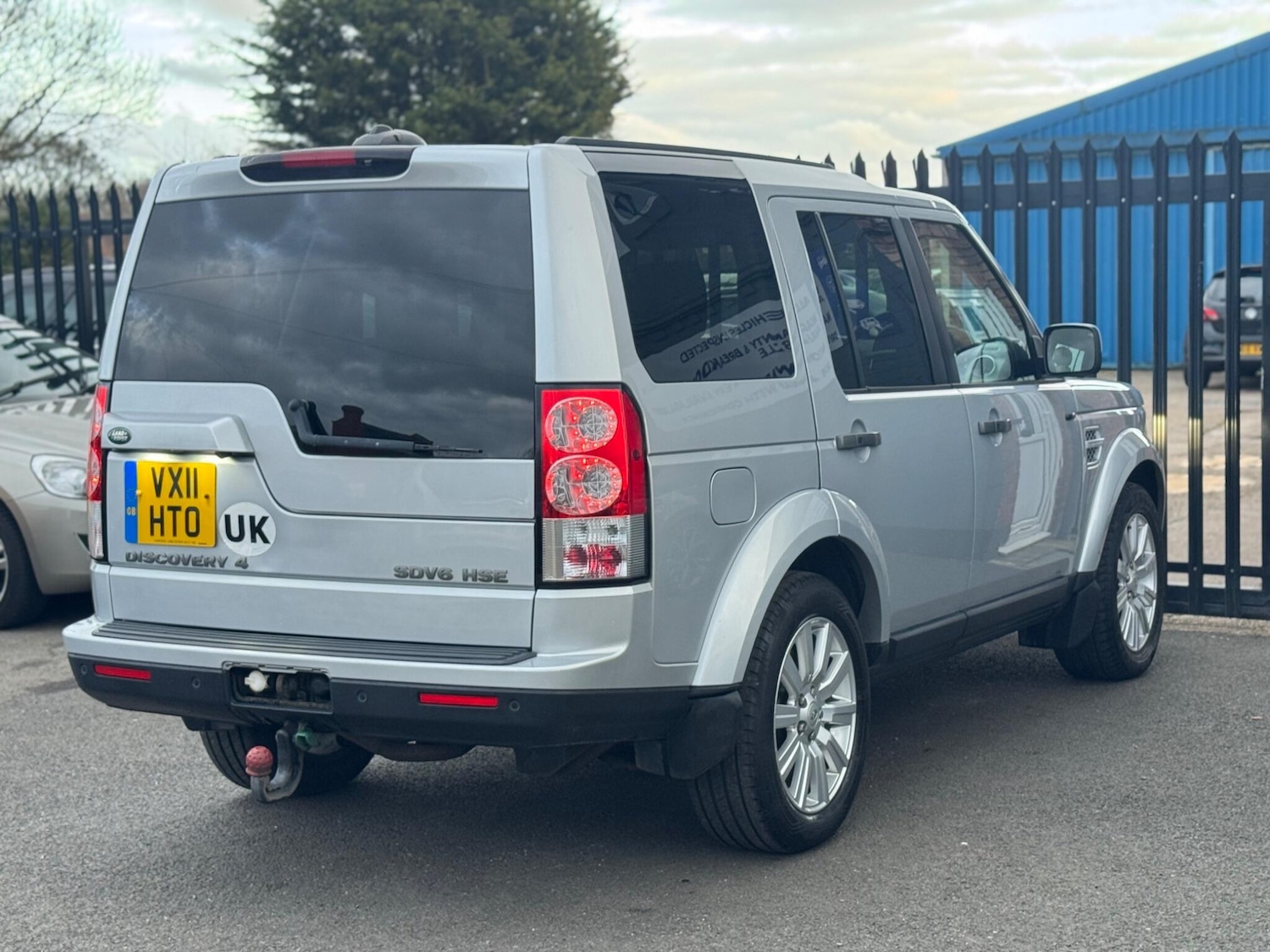 Used Land Rover Discovery 4 for sale - 77710050: Photo 6