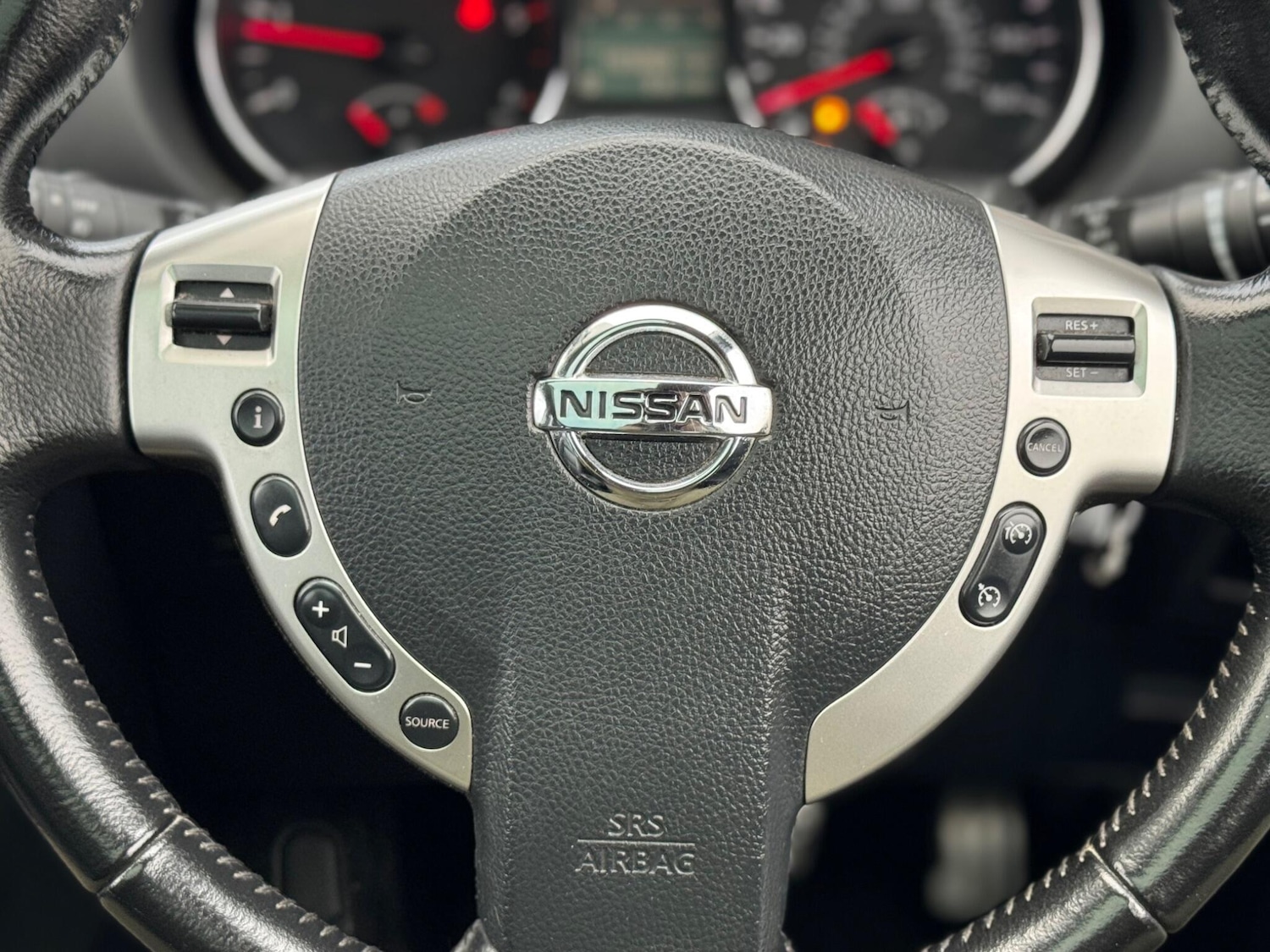 Used Nissan Qashqai+2 2010 for sale - 77021107: Photo 15