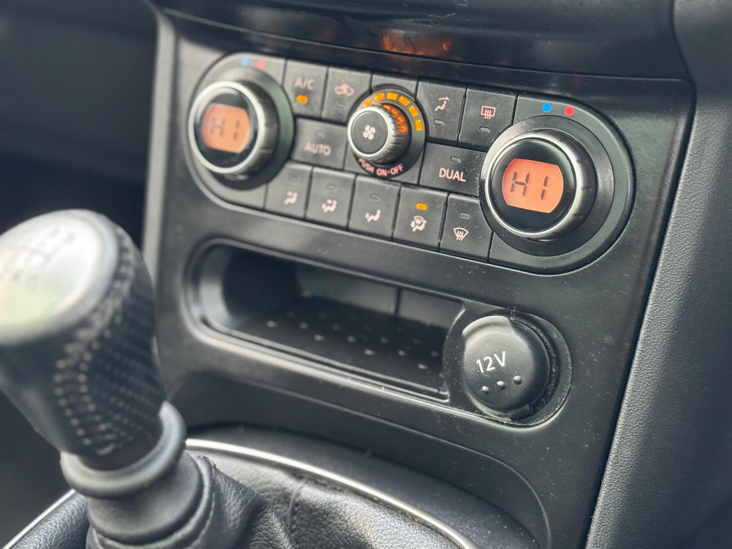 Used Nissan Qashqai+2 2010 for sale - 77021107: Photo 18