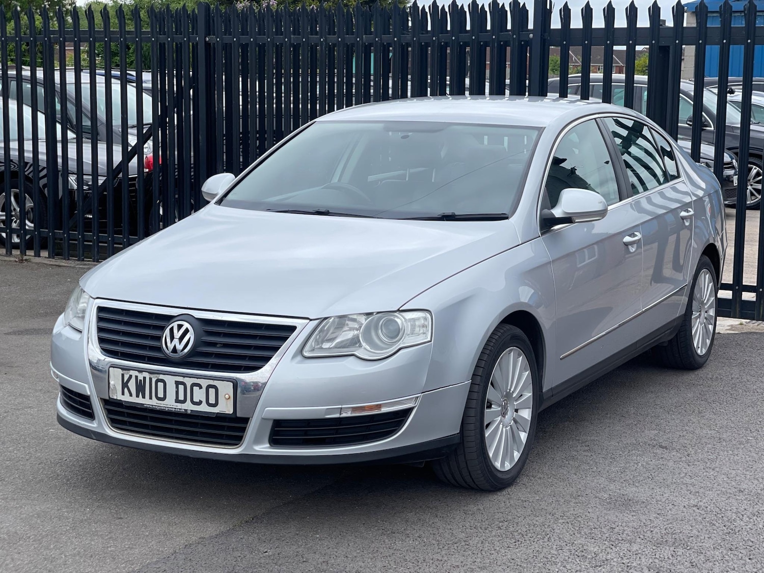 Used Volkswagen Passat 2010 for sale - 77279295: Photo 3