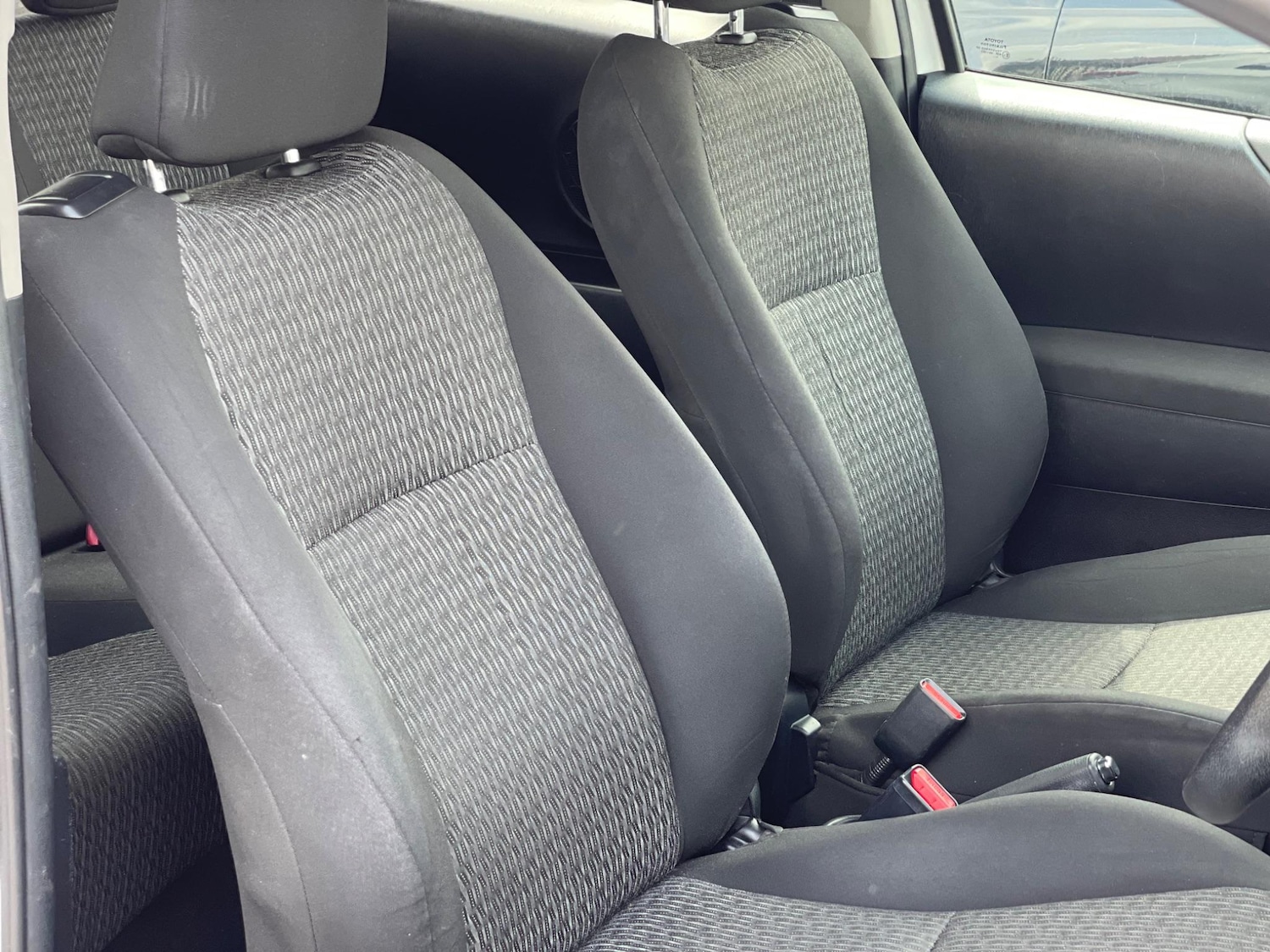 Used Toyota Yaris 2013 for sale - 76549794: Photo 14