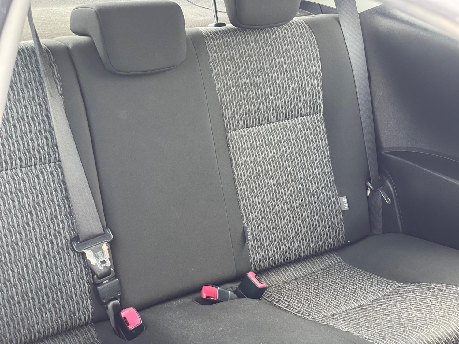 Used Toyota Yaris 2013 for sale - 76549794: Photo 15