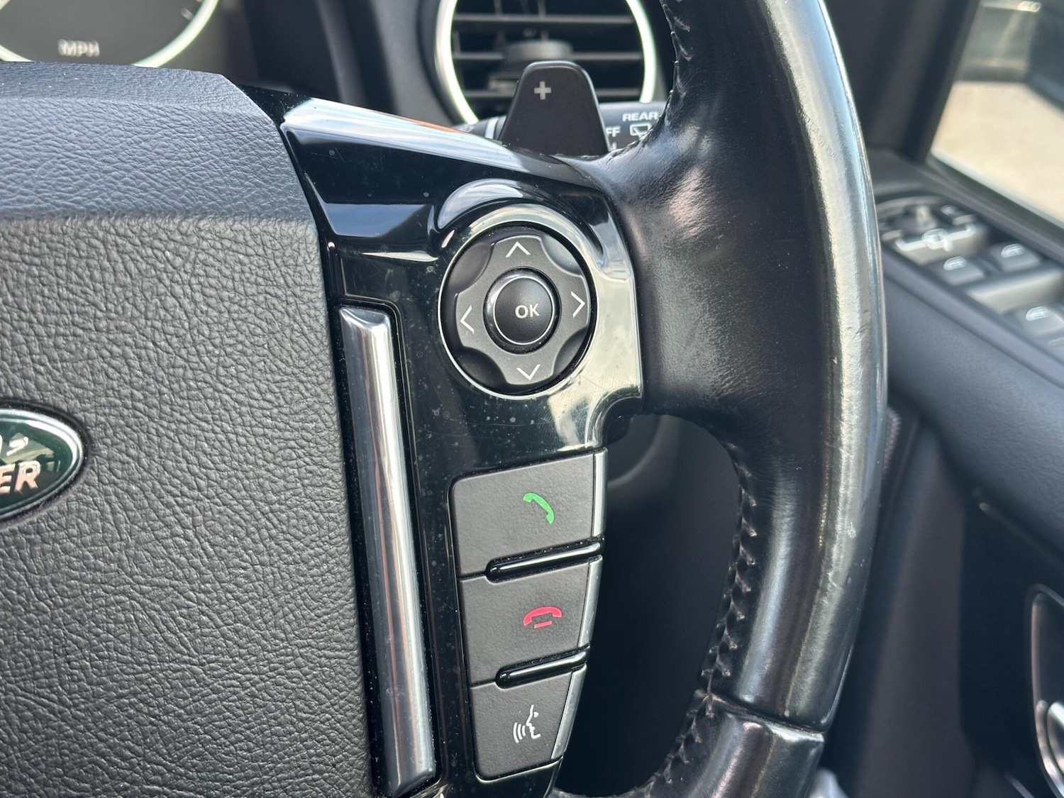 Used Land Rover Discovery 4 2014 for sale - 77351698: Photo 17