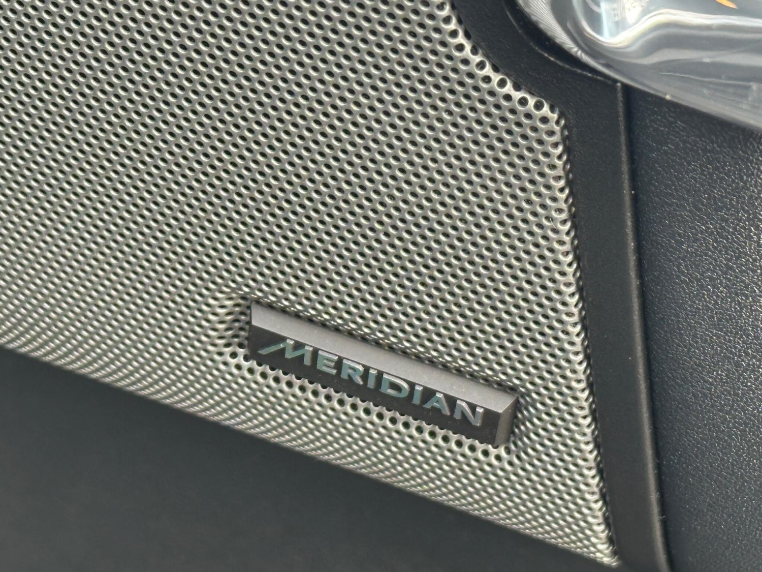 Used Land Rover Discovery 4 2014 for sale - 77351698: Photo 19