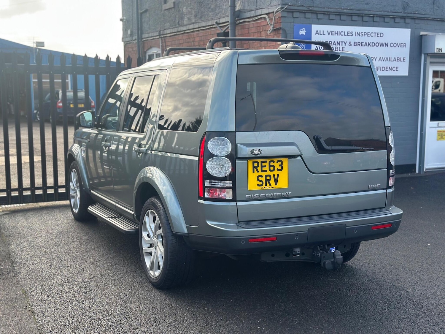 Used Land Rover Discovery 4 2014 for sale - 77351698: Photo 4