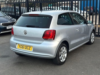 Used Volkswagen Polo 2011 for sale - 77723879: Photo