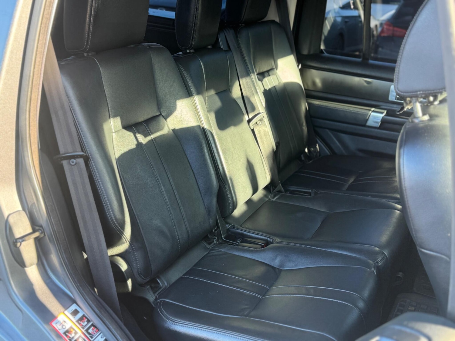 Used Land Rover Discovery 4 2014 for sale - 76572088: Photo 21