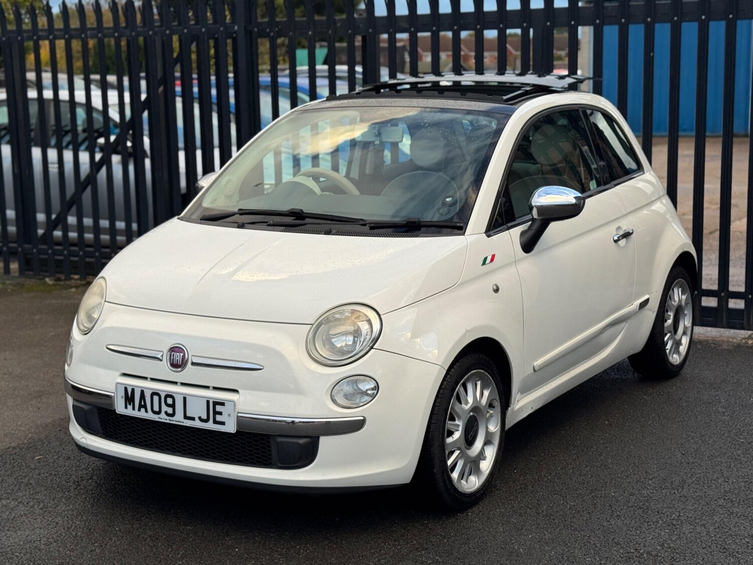 Used Fiat 500 2009 for sale - 76592449: Photo 3