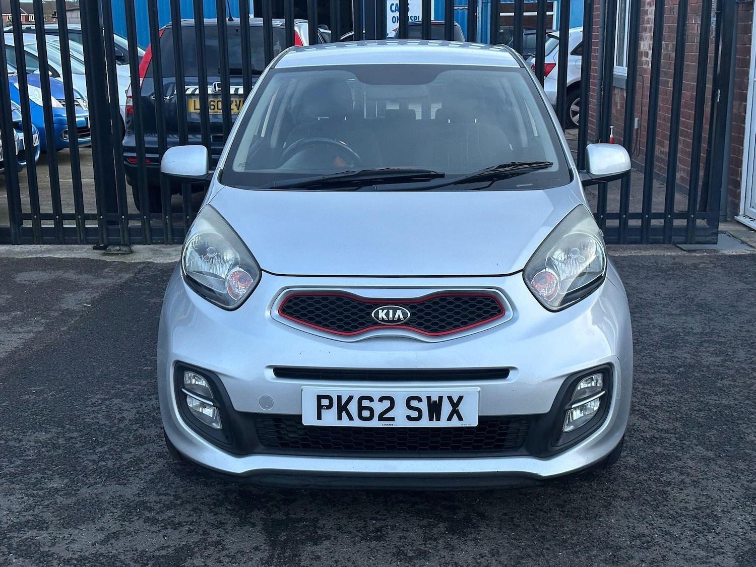 Used Kia Picanto 2012 for sale - 76976743: Photo 2