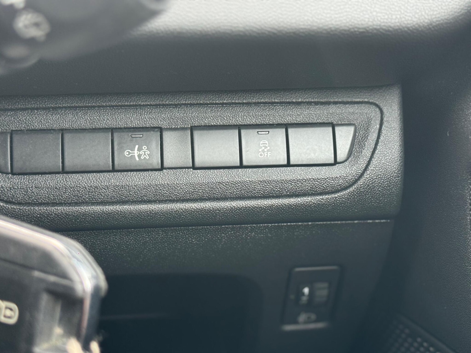 Used Peugeot 208 2014 for sale - 77255359: Photo 13