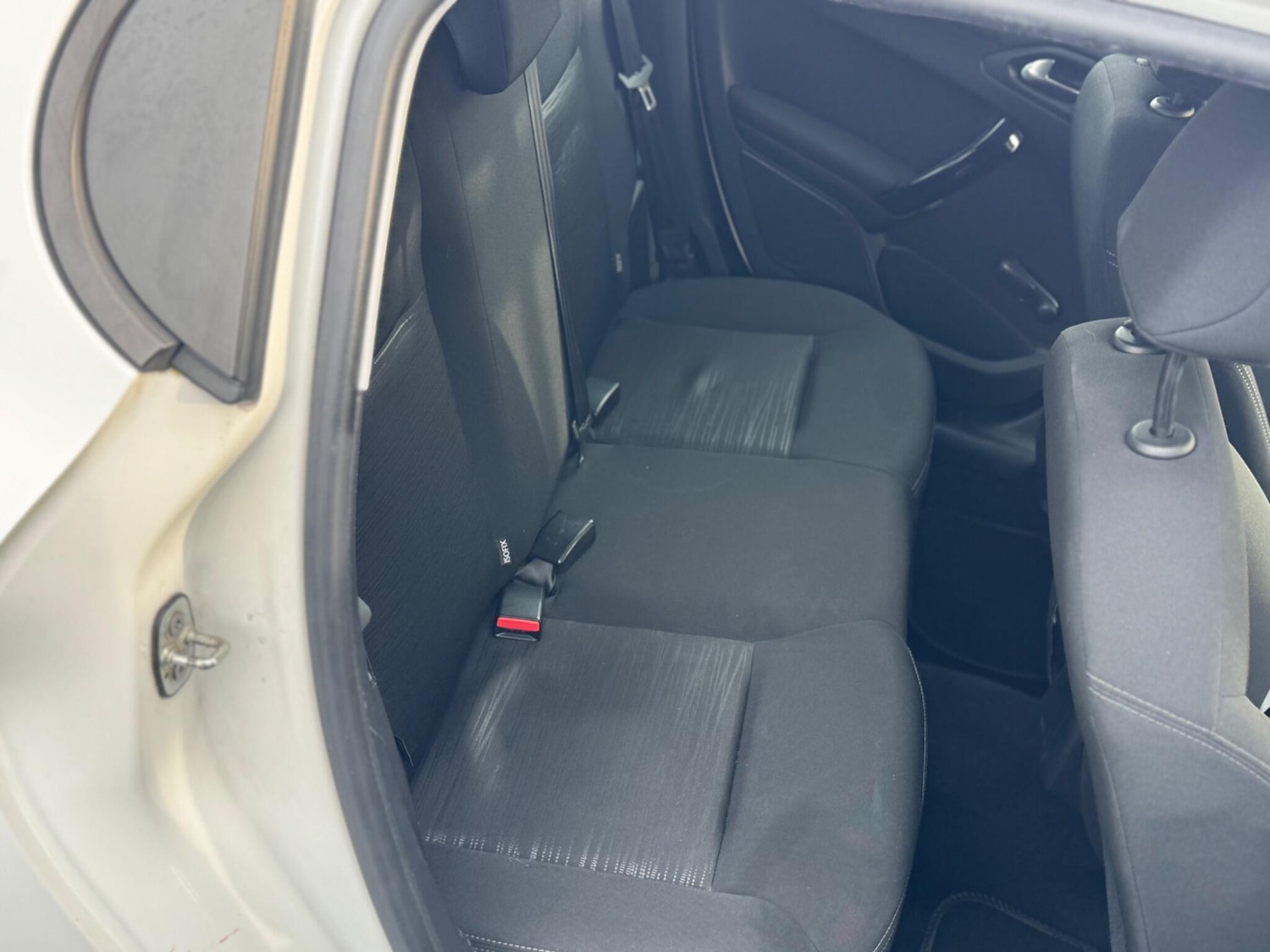 Used Peugeot 208 2014 for sale - 77255359: Photo 15