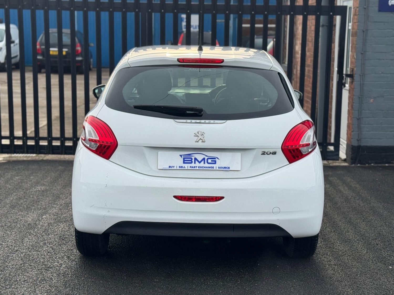 Used Peugeot 208 2014 for sale - 77255359: Photo 5