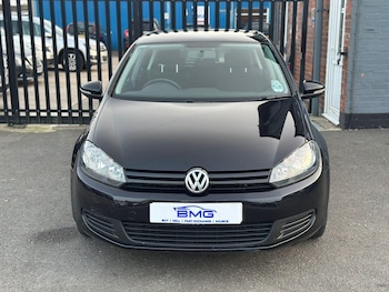 Used Volkswagen Golf 2011 for sale - 77722990: Photo