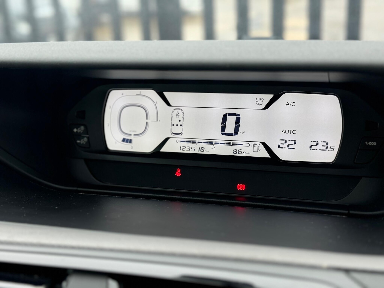 Used Citroen C4 Picasso 2013 for sale - 77695435: Photo 11