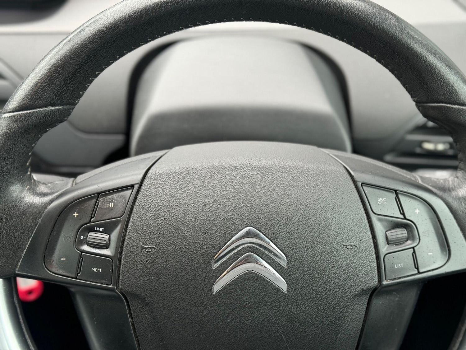 Used Citroen C4 Picasso 2013 for sale - 77695435: Photo 9