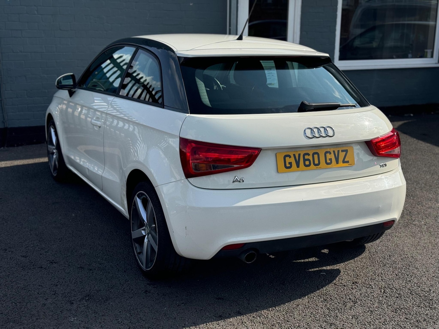 Used Audi A1 2011 for sale - 76573579: Photo 6