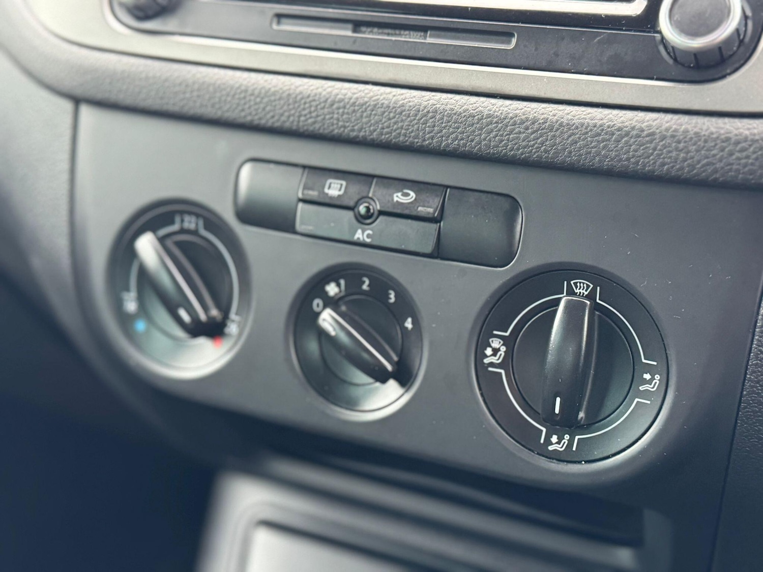 Used Volkswagen Tiguan 2008 for sale - 76657136: Photo 12