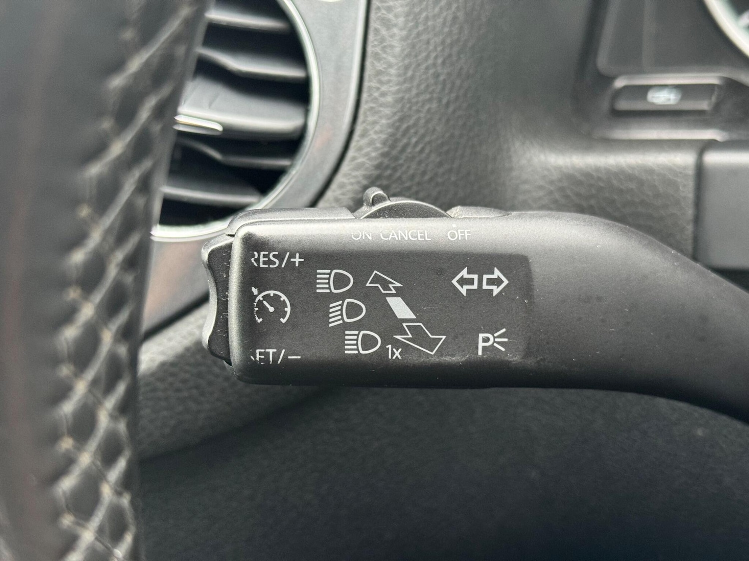 Used Volkswagen Tiguan 2011 for sale - 77625812: Photo 10