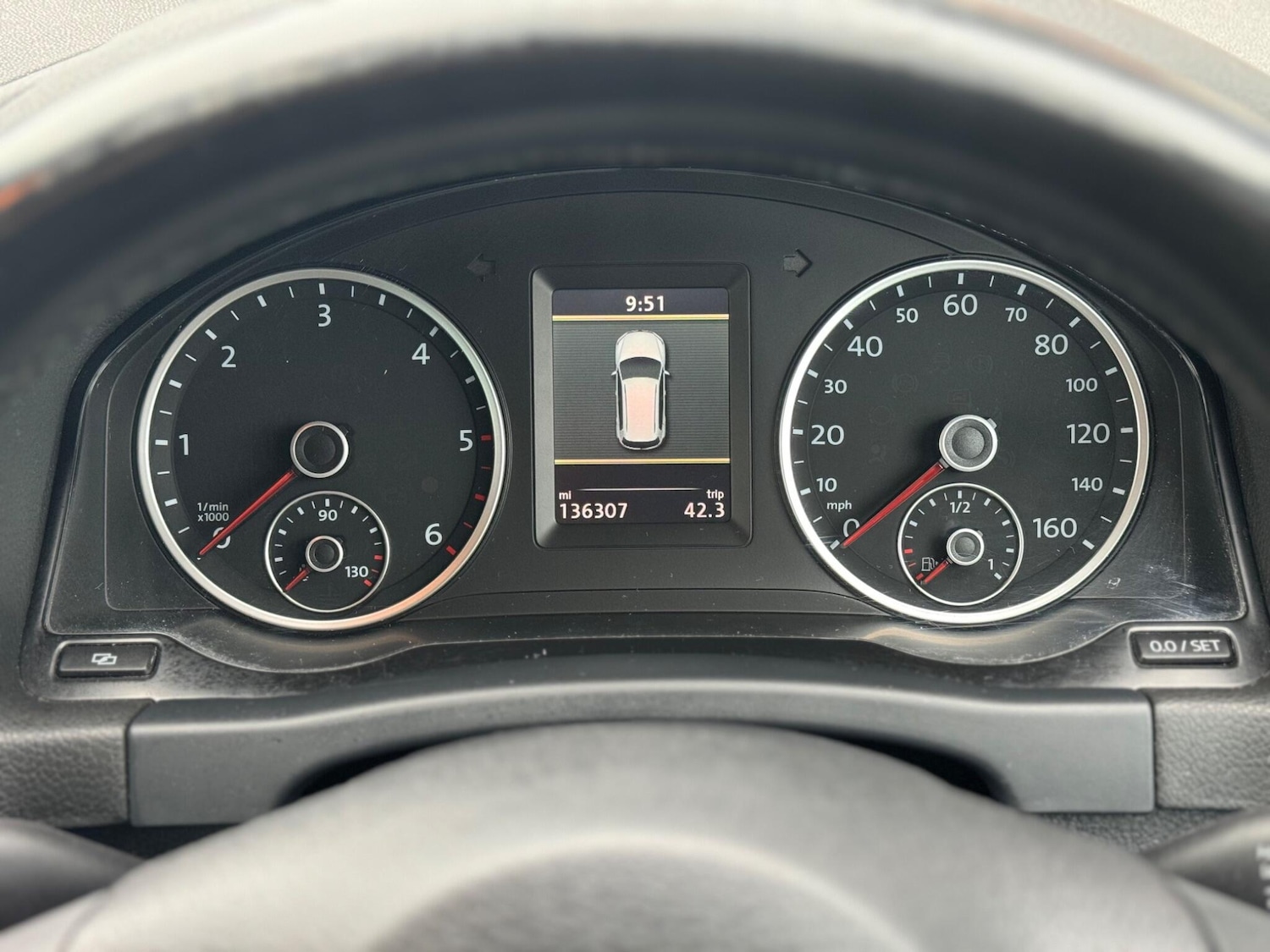 Used Volkswagen Tiguan 2011 for sale - 77625812: Photo 9