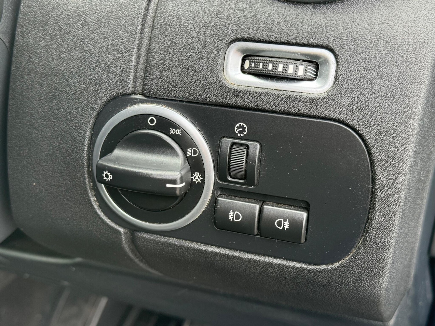 Used Land Rover Discovery 4 2015 for sale - 77497301: Photo 12