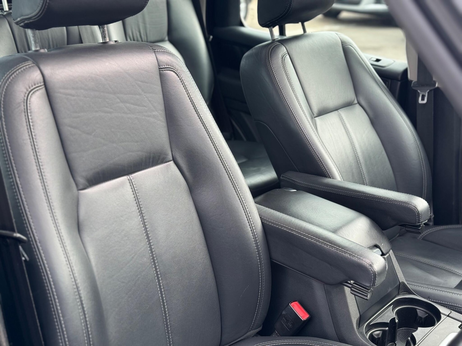 Used Land Rover Discovery 4 2015 for sale - 77497301: Photo 27