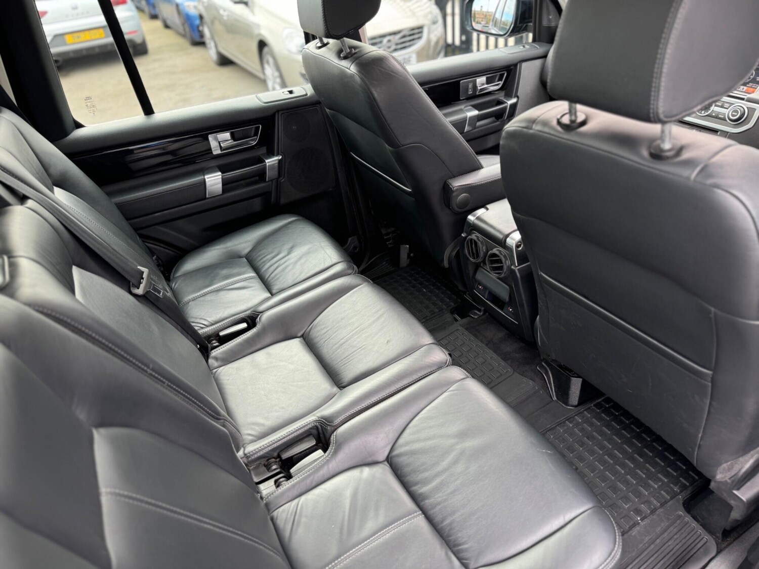 Used Land Rover Discovery 4 2015 for sale - 77497301: Photo 30