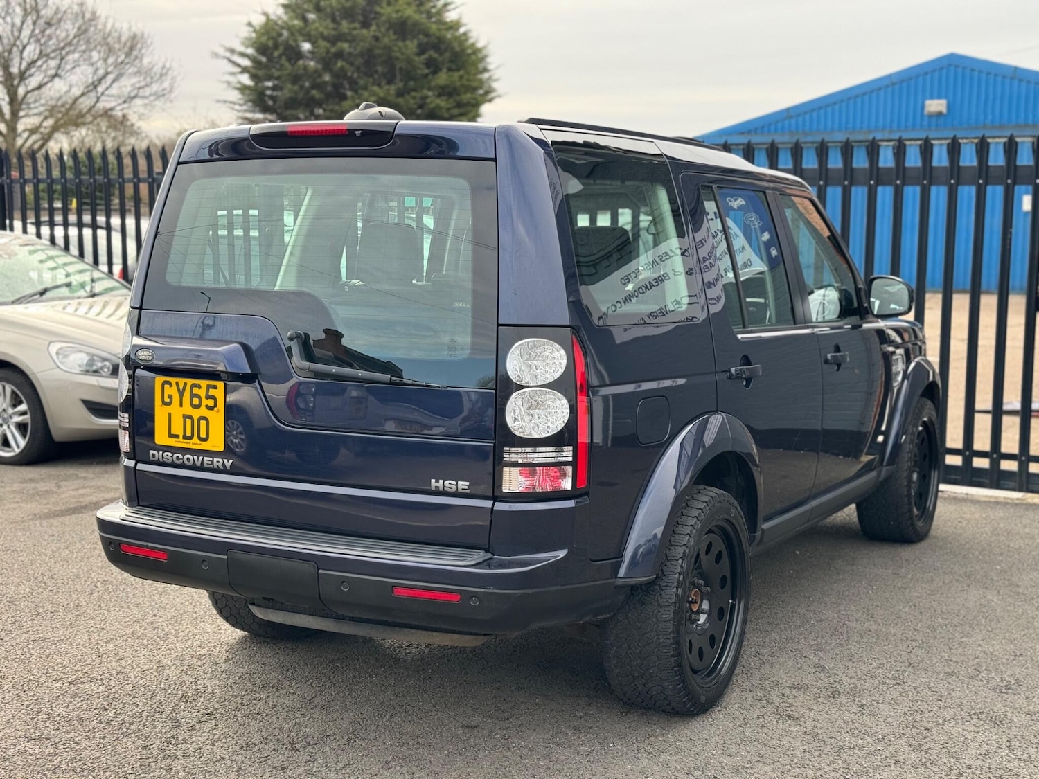 Used Land Rover Discovery 4 2015 for sale - 77497301: Photo 4