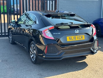 Used Honda Civic 2018 for sale - 78946978: Photo