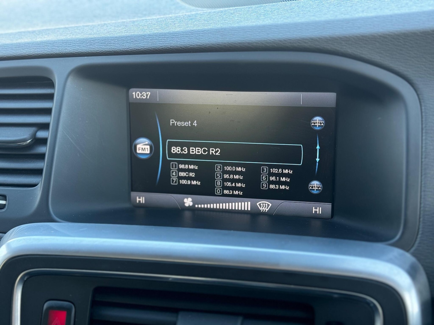 Used Volvo V60 2013 for sale - 77255377: Photo 16