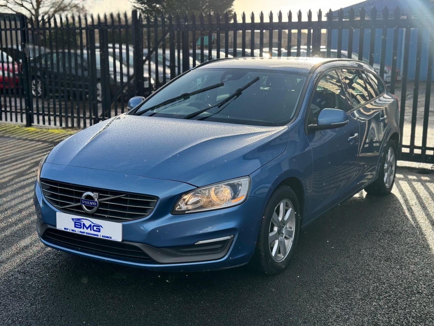 Used Volvo V60 2013 for sale - 77255377: Photo 3