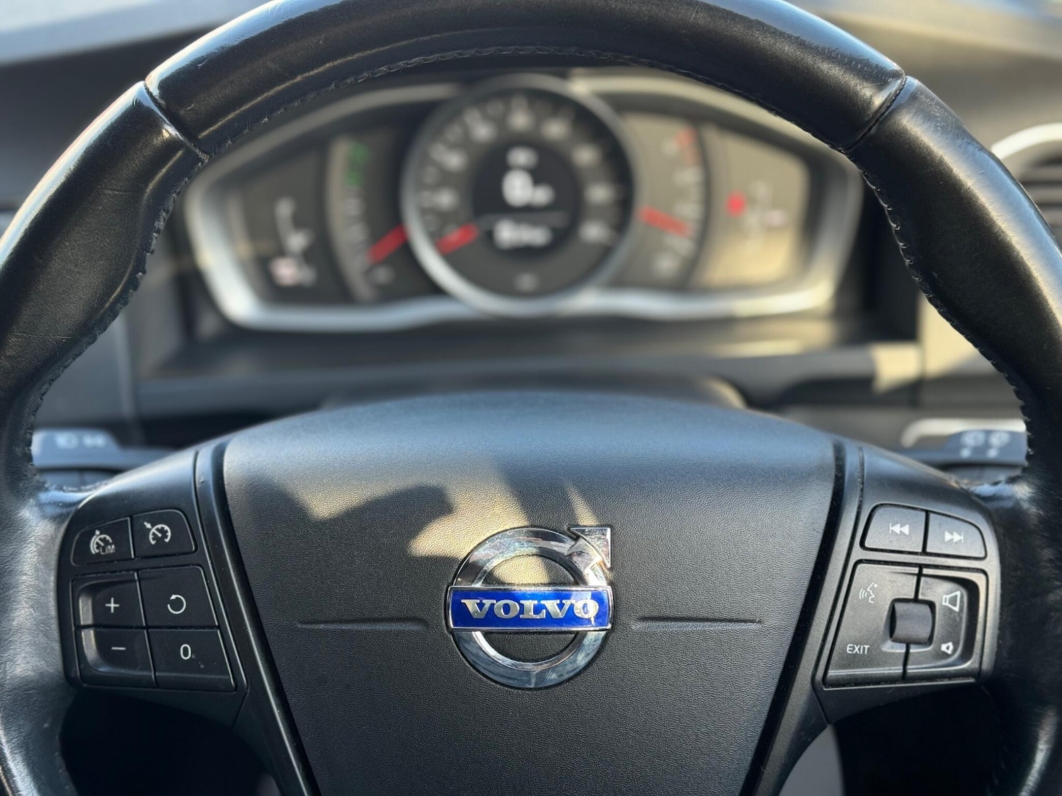 Used Volvo V60 2013 for sale - 77255377: Photo 8