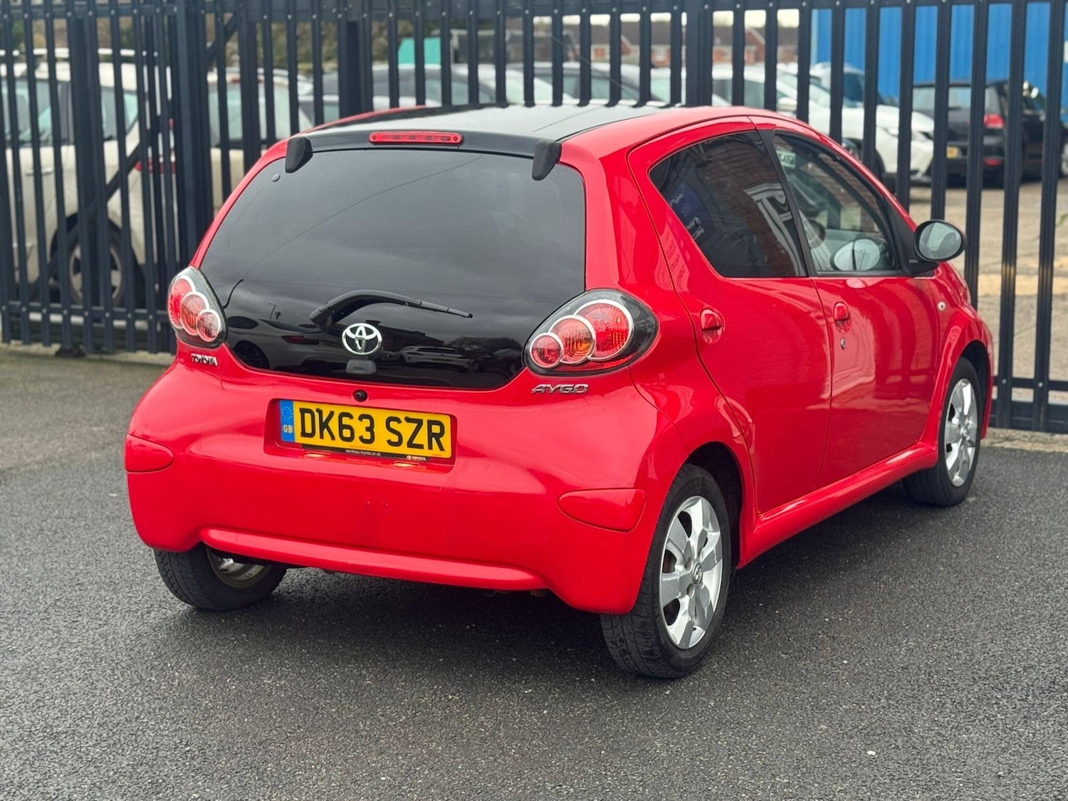 Used Toyota AYGO 2013 for sale - 77537174: Photo 4